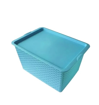 CANASTO PLASTICO RATAN TAPA 31 X 24 X 11 CM
