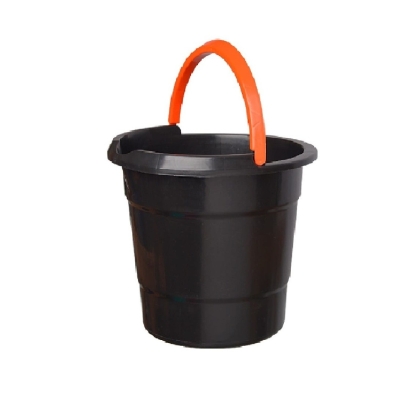BALDE PLASTICO QUECHU 13 LT MANGO PLASTICO