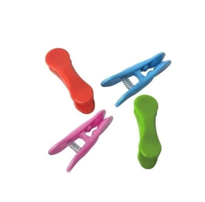 BROCHE PLASTICO MIL USOS 